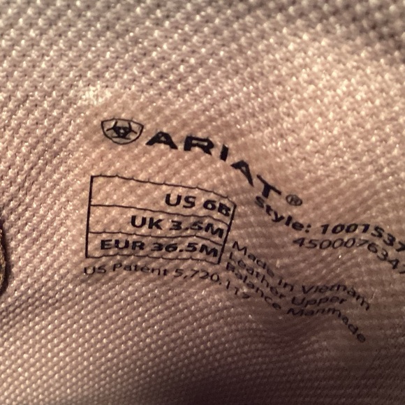 Ariat Unbridled Roper Western Boot Women’s Size 6 - Picture 10 of 11